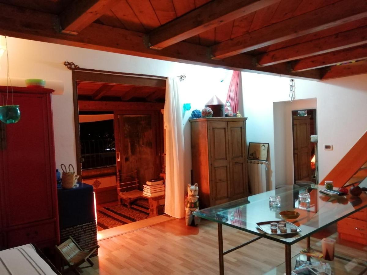 Aly Art Apartment Taormina Duomo, Gulf & Etna View מראה חיצוני תמונה