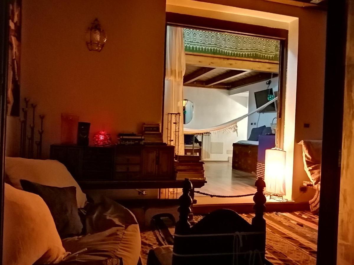 Aly Art Apartment Taormina Duomo, Gulf & Etna View מראה חיצוני תמונה
