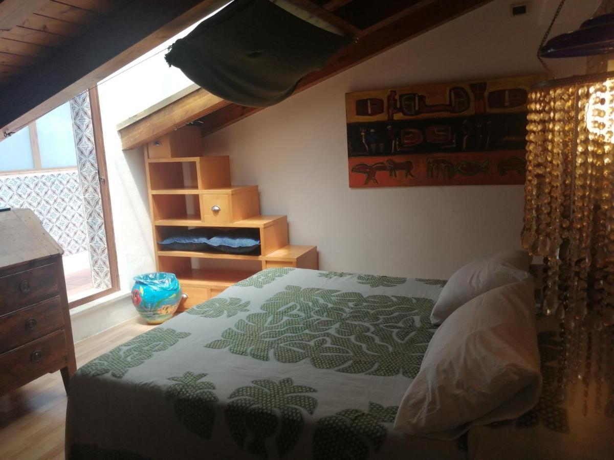 Aly Art Apartment Taormina Duomo, Gulf & Etna View מראה חיצוני תמונה