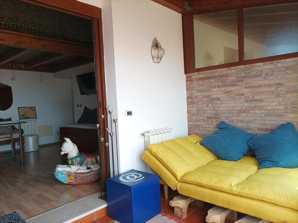 Aly Art Apartment Taormina Duomo, Gulf & Etna View מראה חיצוני תמונה